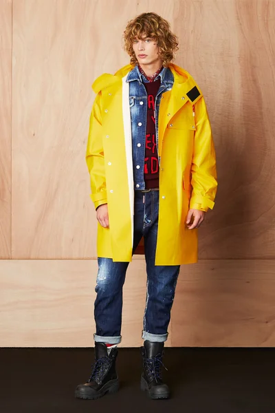 Look 5